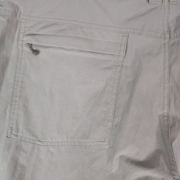 Cabelas Shorts Mens 42 Cargo Camping Nylon Hiking Performance Insect Defense - Picture 11 of 16